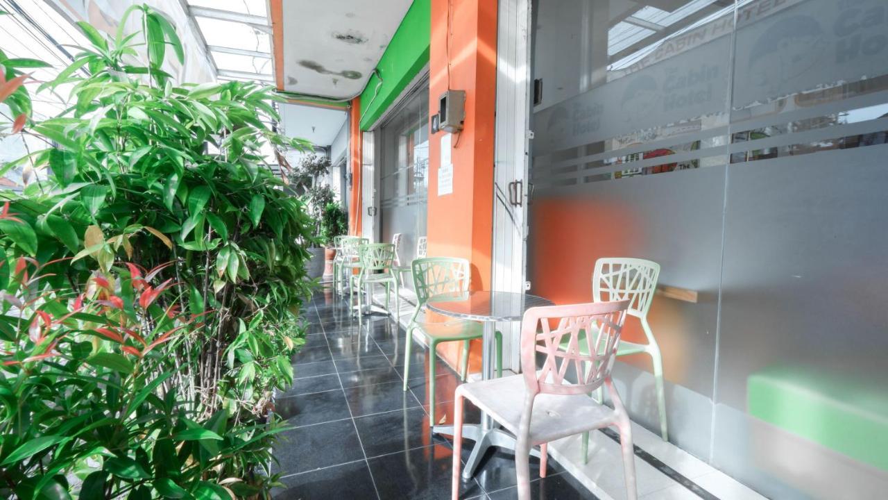 Cabin Hotel Sutomo Yogyakarta Exterior foto
